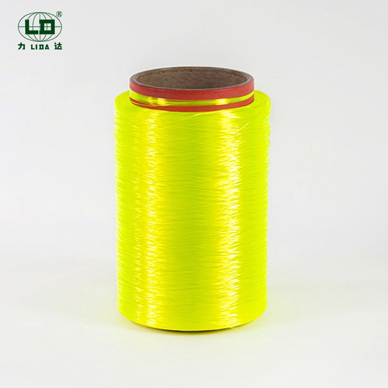 Filato di filamenti tinto in massa di nylon 6 semi opaco